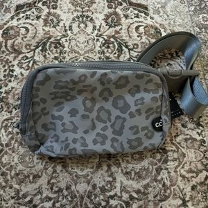 NWT CC Beanie Belt Bag Leopard Gray